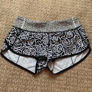 🖤 Lululemon Speed Shorts size 4 🖤